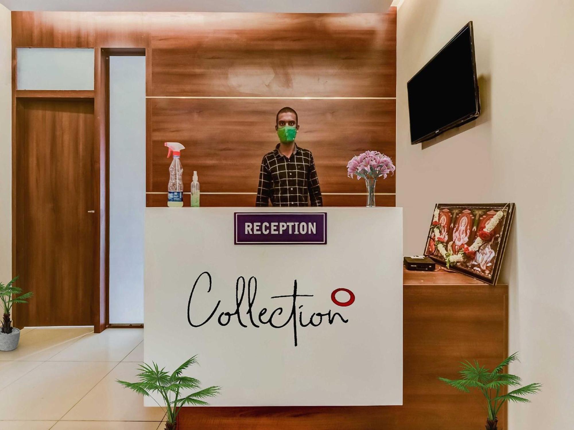 Collection O Yashas Serviced Apartment Vanivilasa Puram Exteriör bild