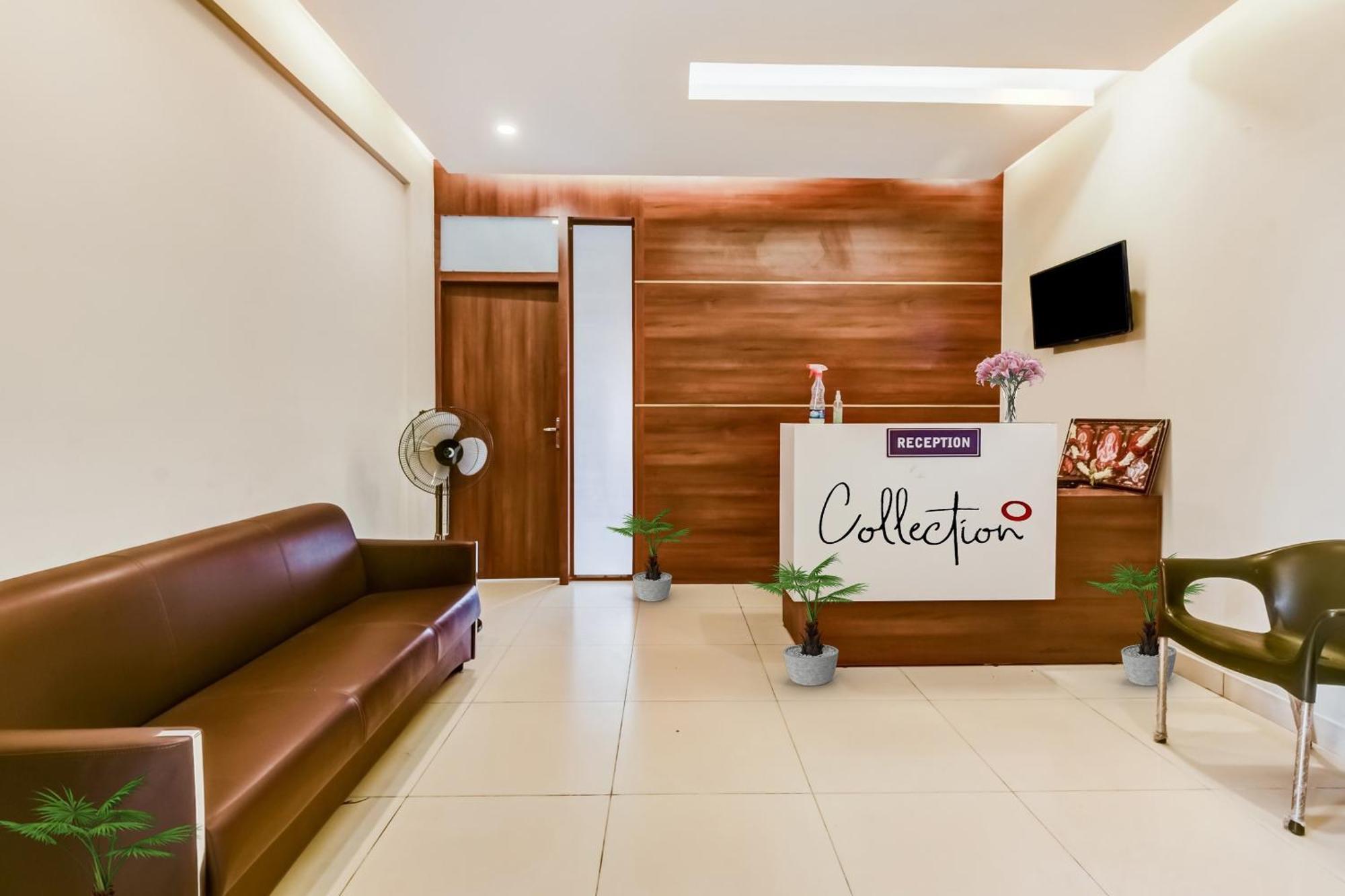 Collection O Yashas Serviced Apartment Vanivilasa Puram Exteriör bild